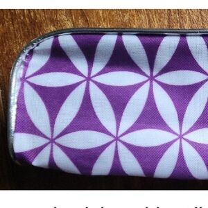 Chic Purple and White Patterned Cosmetic Bag